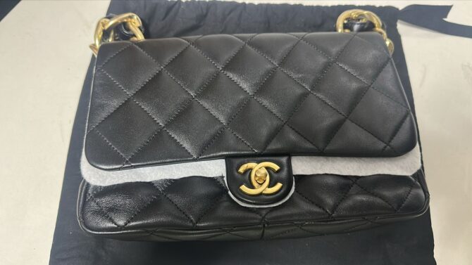 Bolsa Chanel Couro De Cordeiro - Oferta