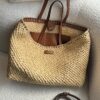 Bolsa Valentino Ráfia com Apliques - Bege