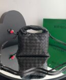 Bolsa Bottega Veneta Mini Hop - Café