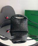 Bolsa Bottega Veneta Mini Hop - Preto