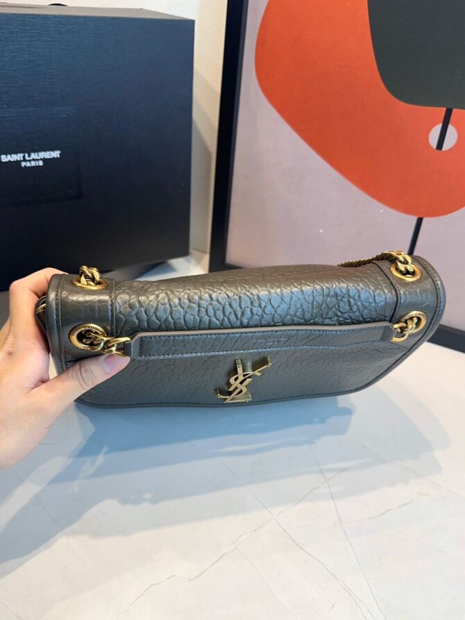 Bolsa YSL Niki G Granulada - Imagem 21