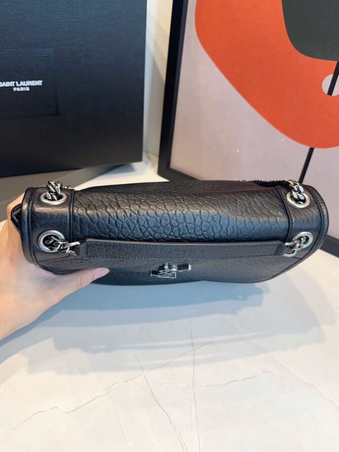Bolsa YSL Niki G Granulada - Imagem 32