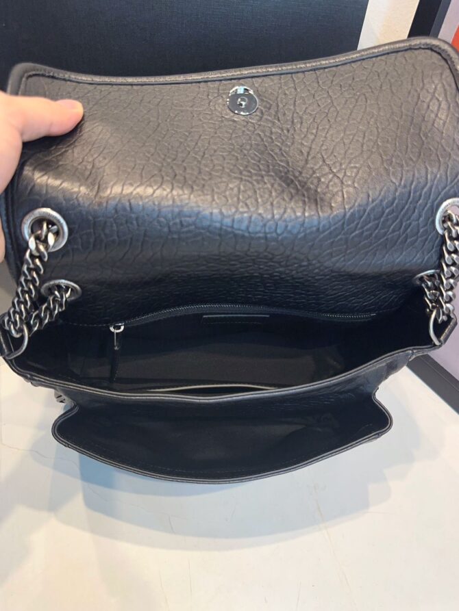 Bolsa YSL Niki G Granulada - Imagem 35