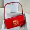 Bolsa Miss Dior com Aba - Vermelho