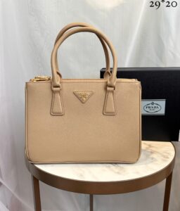 Bolsa Prada Galleria Media - Bege