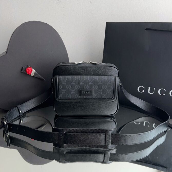 Bolsa De Ombro Gucci Pequena