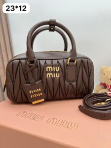Bolsa Miu Miu Acardie Matelassê Media - Marrom