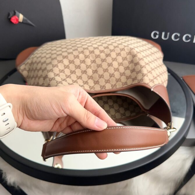 Bolsa Gucci B Monogram Media - Image 7