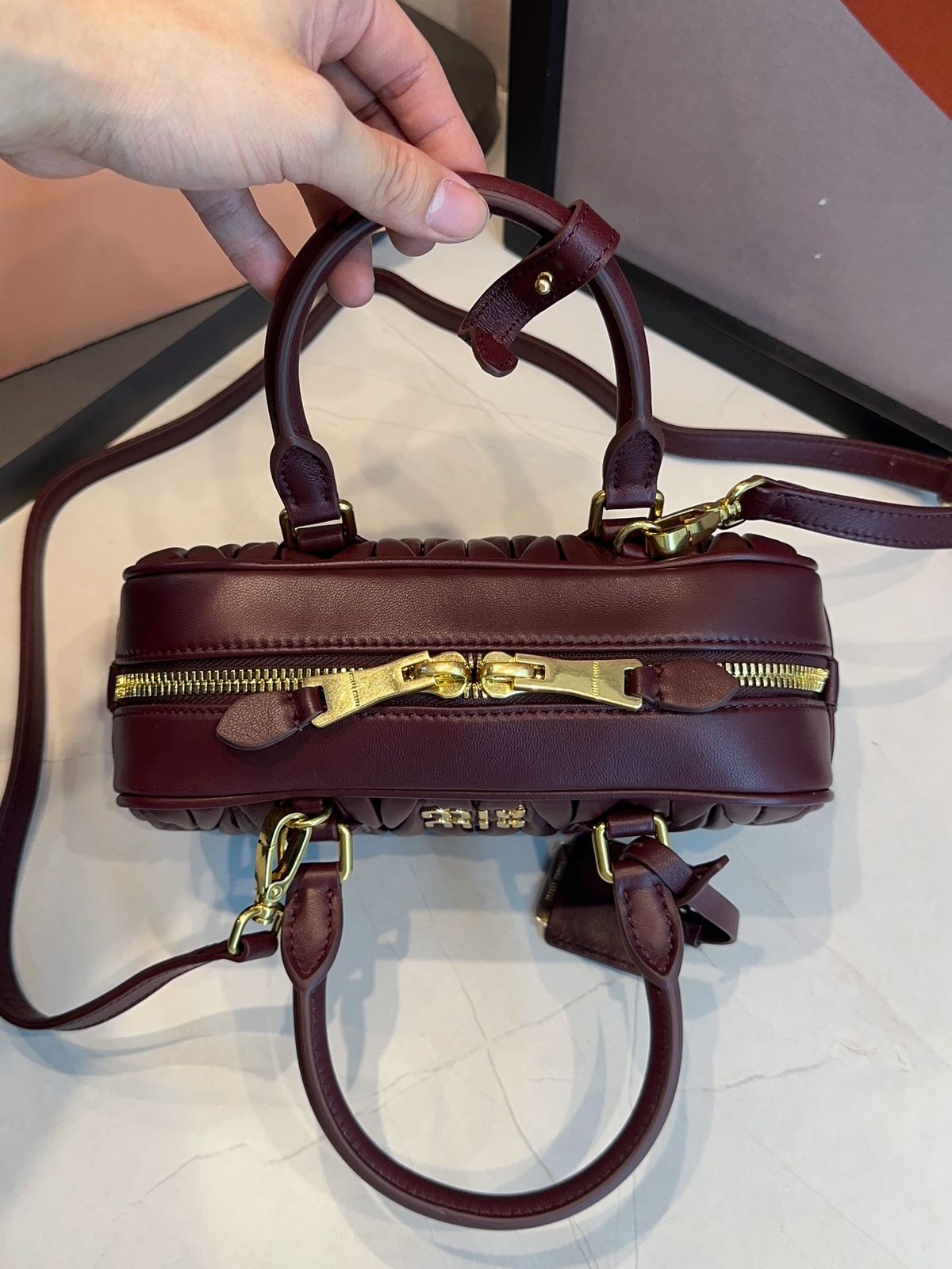 Bolsa Miu Miu Acardie Matelassê Media - Imagem 16