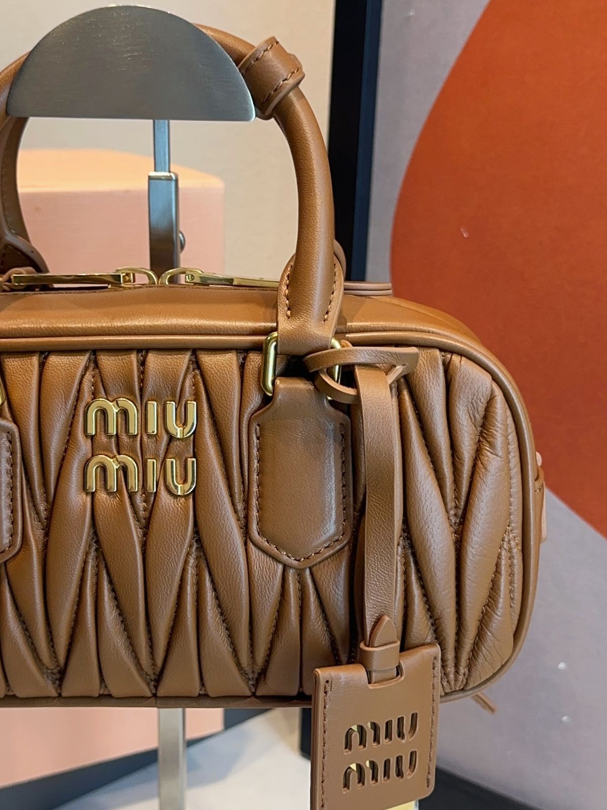 Bolsa Miu Miu Acardie Matelassê Media - Imagem 40
