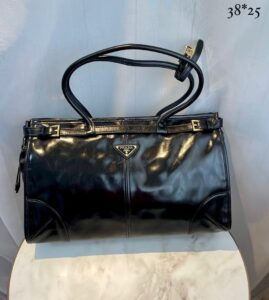Bolsa Prada Grande em Couro GM - Preto