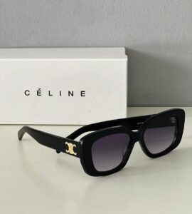 Óculos Solar Celine Retangular 04 - Preto