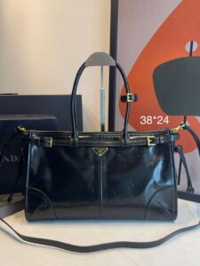 Bolsa Prada Tote Couro-Preto