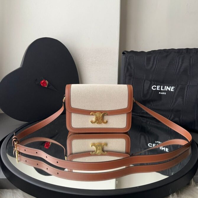 Bolsa Celine Triomphe Têxtil