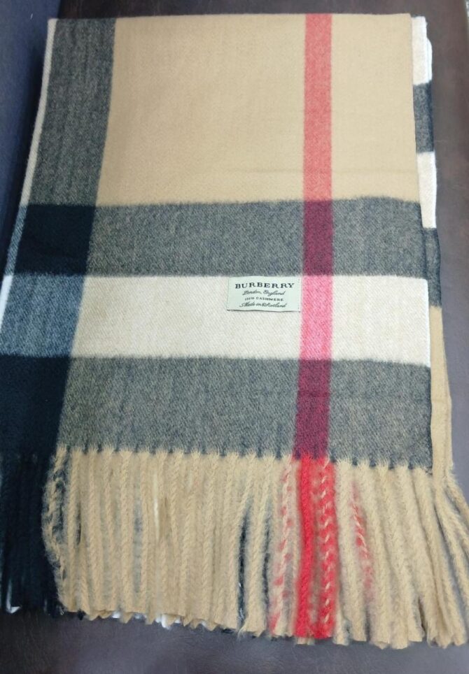 Xale Burberry Vintage Check