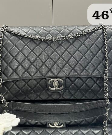 Bolsa Chanel Classic Flap Maxi XL Caviar