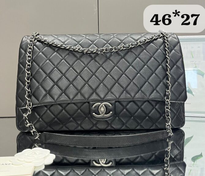 Bolsa Chanel Classic Flap Maxi XL Caviar