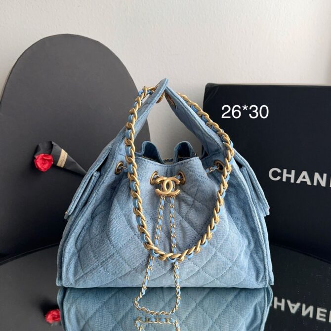 Bolsa Chanel Hobo pequena Jeans