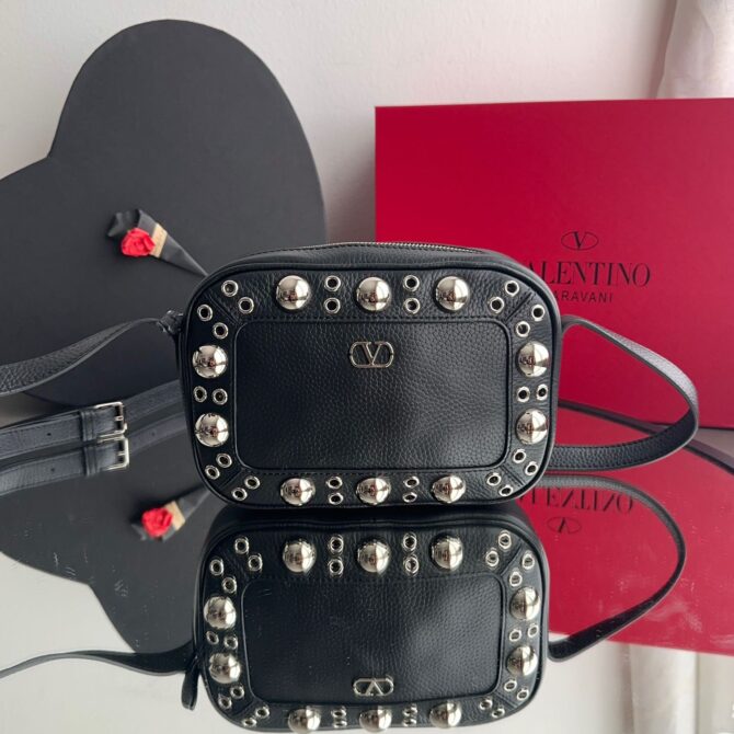 Bolsa Valentino Garavani Camurça Nellcôte - Image 9