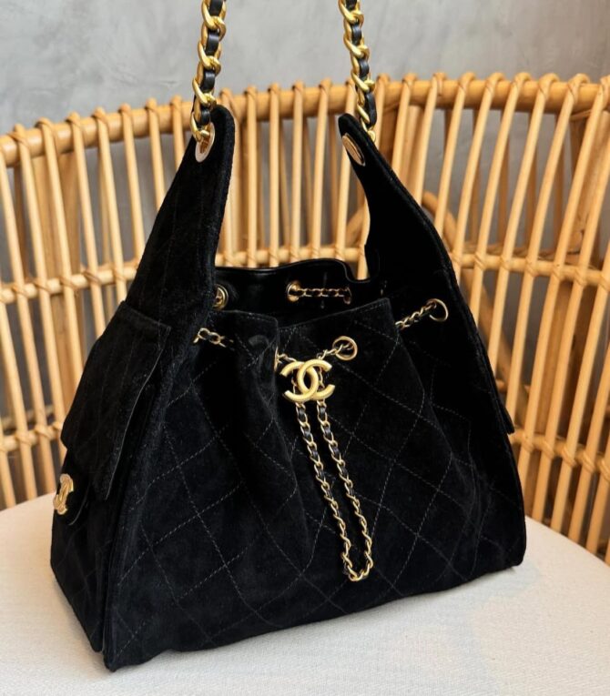 Bolsa Chanel Hobo pequena Camurça - Image 15