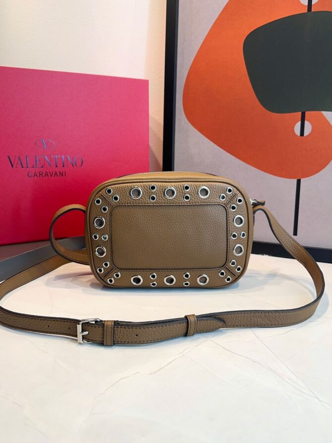 Bolsa Valentino Nellcôte Pequena - Imagem 12