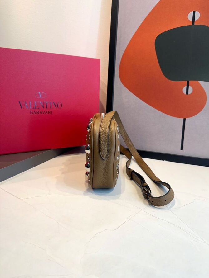 Bolsa Valentino Nellcôte Pequena - Imagem 15