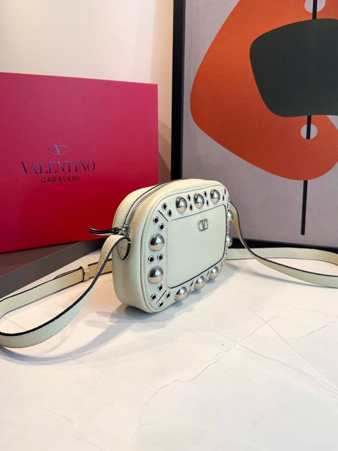 Bolsa Valentino Nellcôte Pequena - Imagem 16