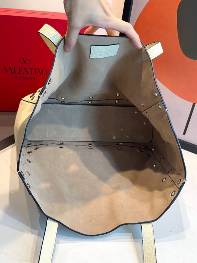 Bolsa Valentino tote Nellcôte média - Imagem 16