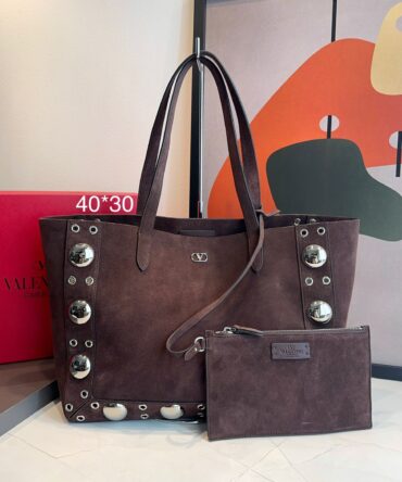 Bolsa Valentino tote Nellcôte média Camurça
