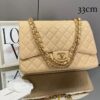 Bolsa Chanel Classic Max Jumbo Caviar (Bege-Dourado)
