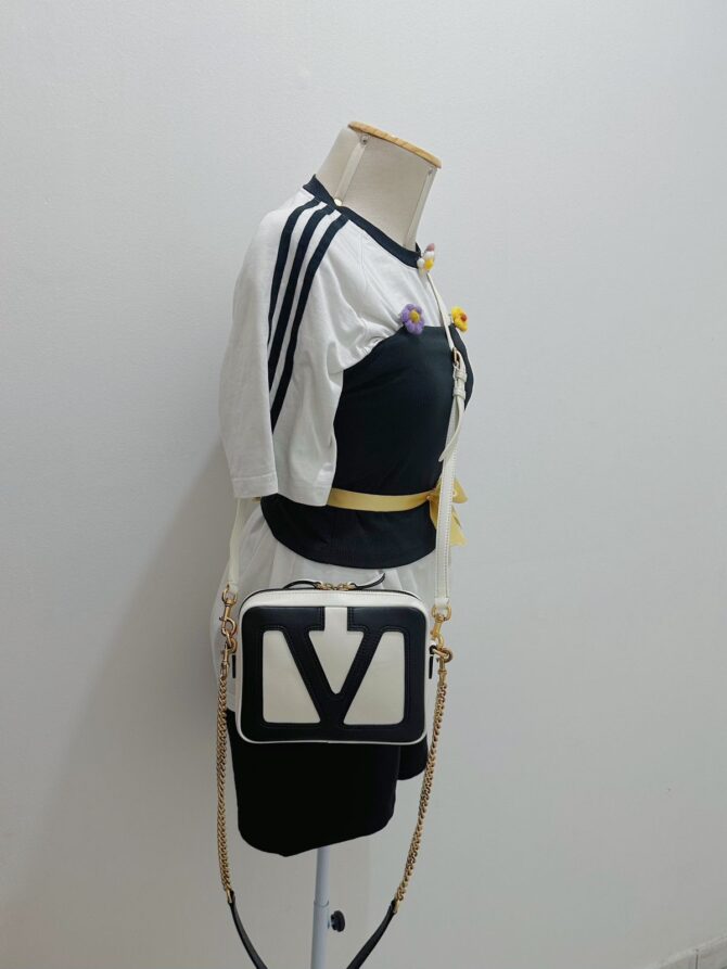 Bolsa Valentino Viva Superstar Pequena - Imagem 22