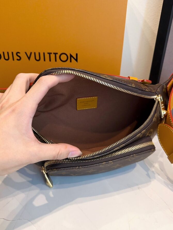Pochete Louis Vuitton Belt Bumbag - Imagem 11