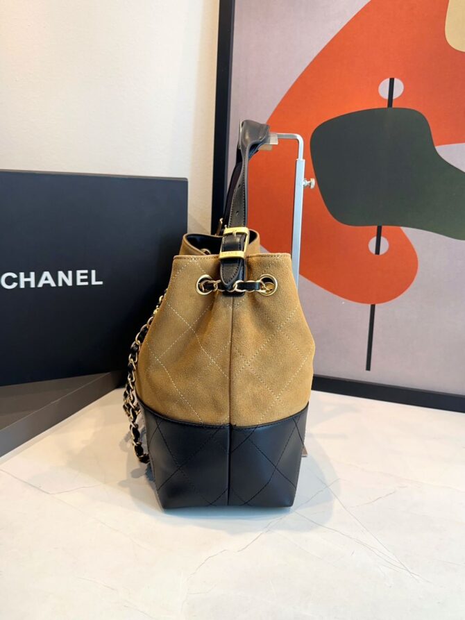 Bolsa Chanel Bicolor Da Maison Média - Imagem 18