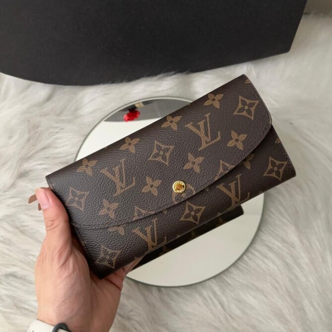 Carteira LV Emilie Monogram Ballerine - Imagem 30