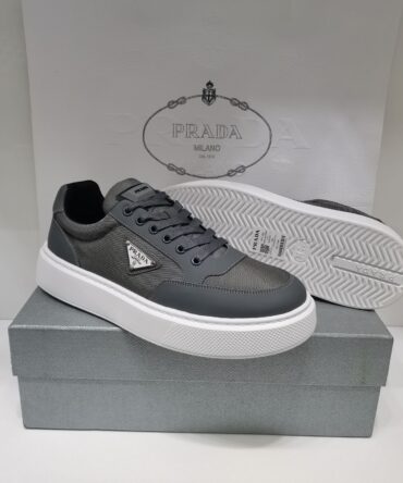 Tênis Prada Cinza com Branco