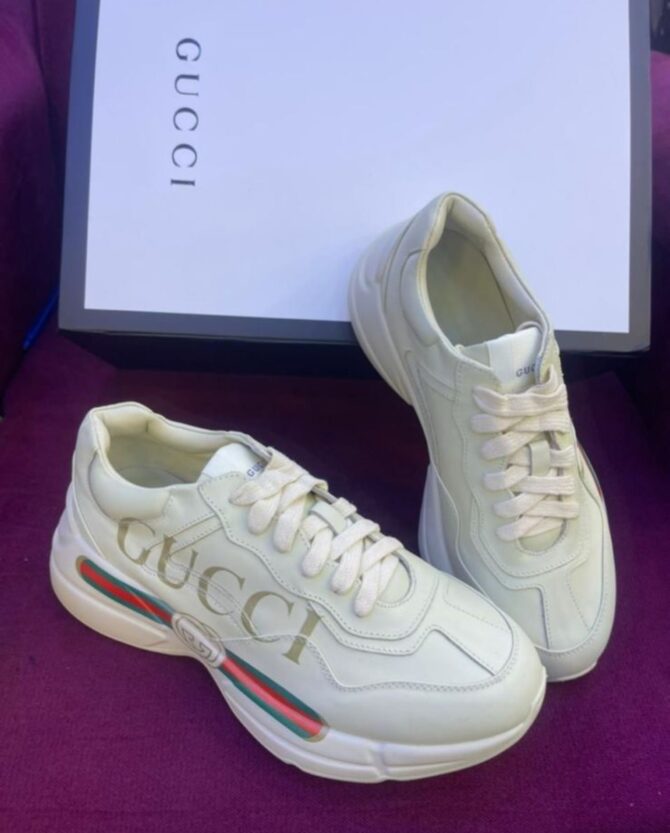 Tênis Gucci Rhyton Logotipo
