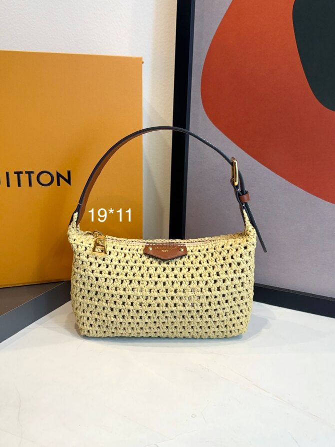 Bolsa LV Pochette Hills