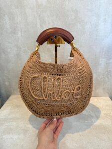 Bolsa Chloé Tote Logo Bordado-Caramelo
