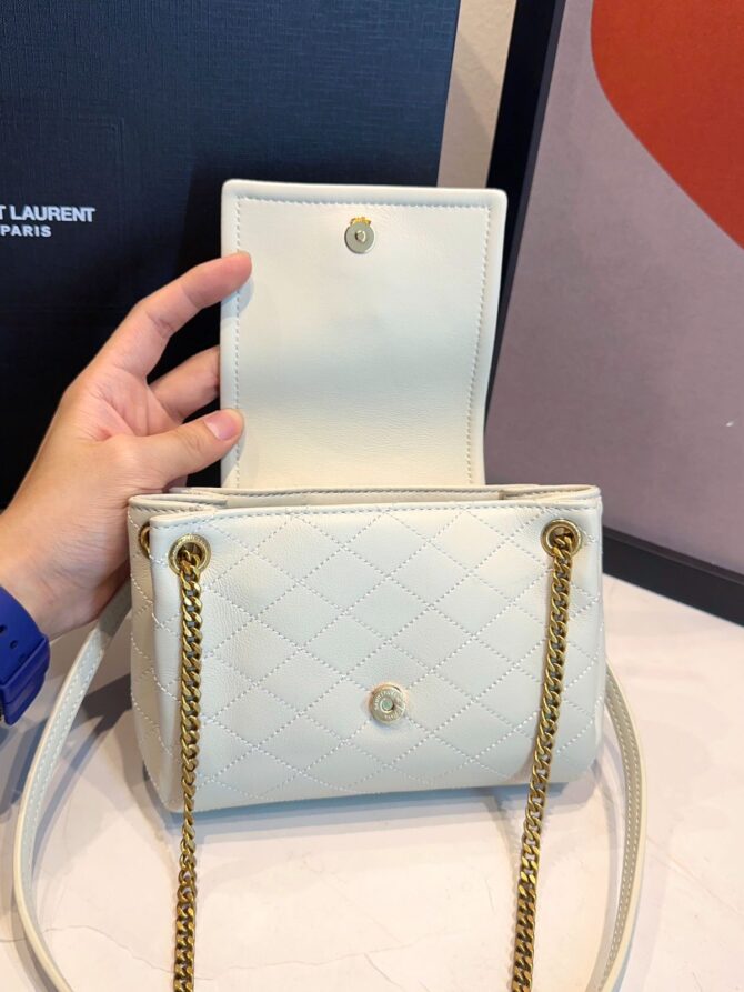 Bolsa YSL Matelassê em Losangos - Imagem 9
