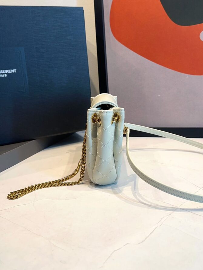 Bolsa YSL Matelassê em Losangos - Imagem 10