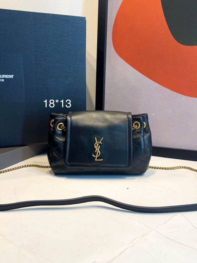 Bolsa YSL Matelassê em Losangos - Imagem 11