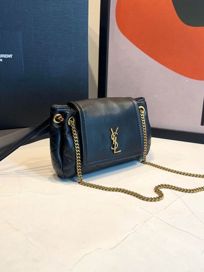 Bolsa YSL Matelassê em Losangos - Imagem 14