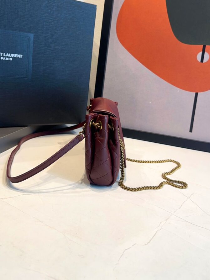 Bolsa YSL Matelassê em Losangos - Imagem 25