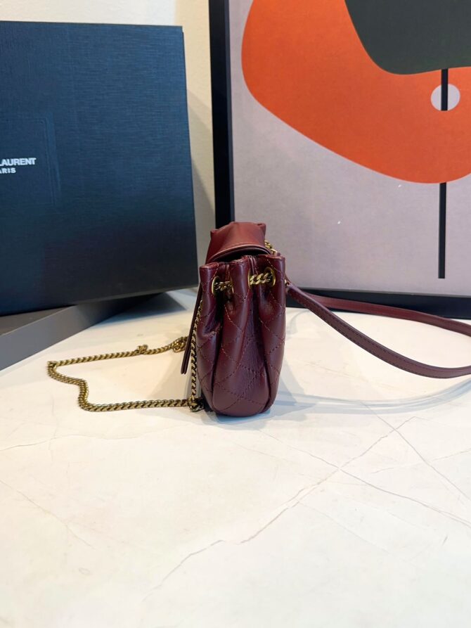 Bolsa YSL Matelassê em Losangos - Imagem 27