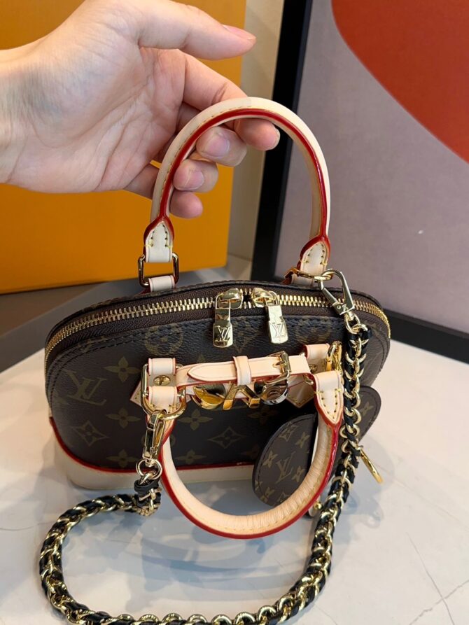 Bolsa LV Alma Nano - Imagem 8