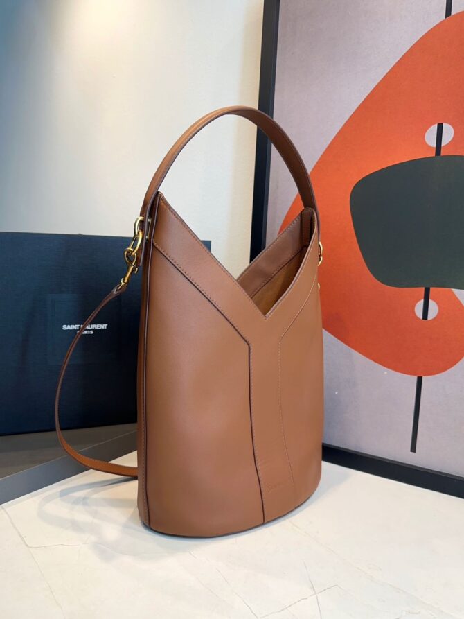 Bolsa YSL Bucket De Mão Em Couro - Imagem 2