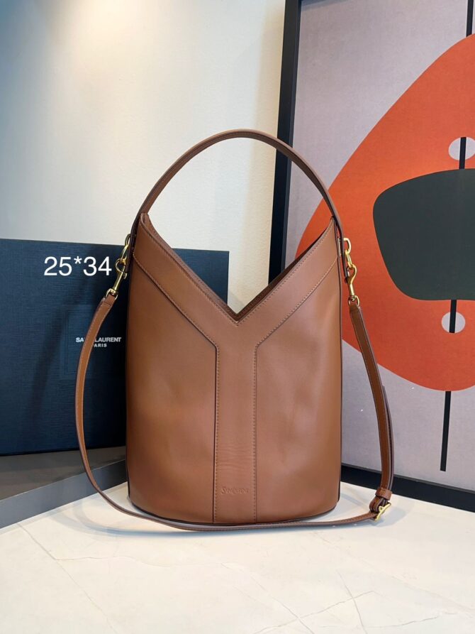 Bolsa YSL Bucket De Mão Em Couro - Imagem 4