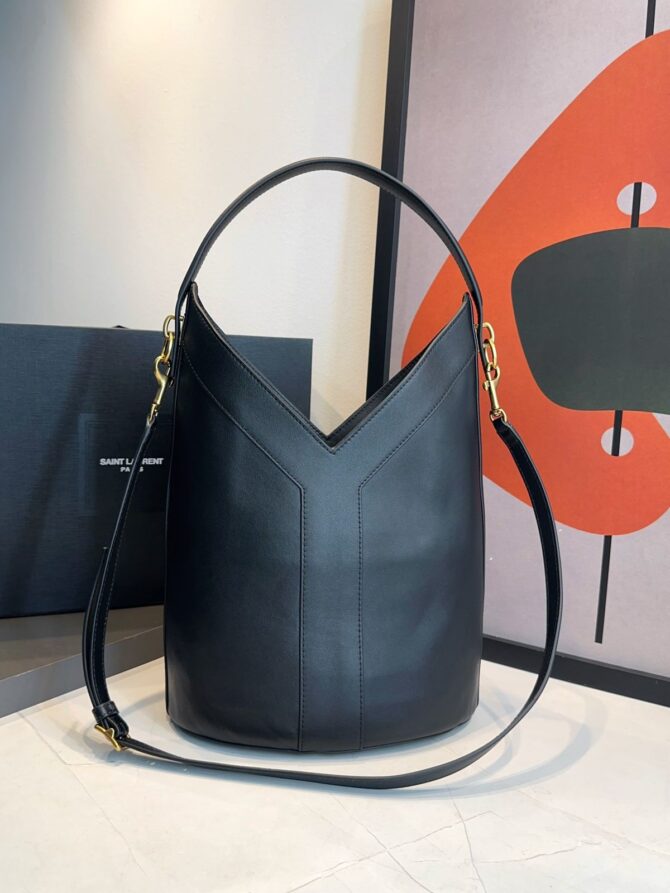 Bolsa YSL Bucket De Mão Em Couro - Imagem 11