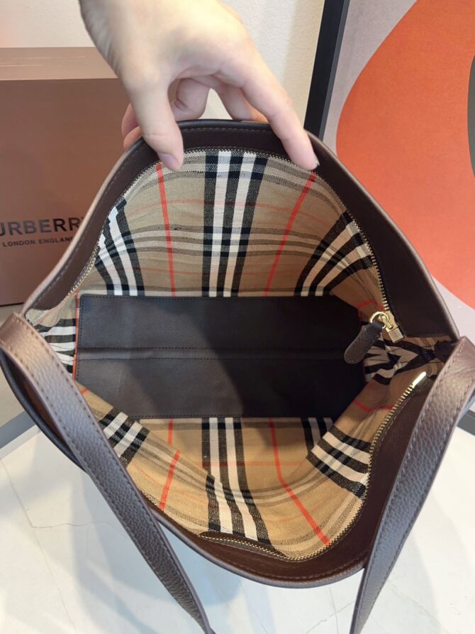 Bolsa Burberry Highlands - Imagem 9