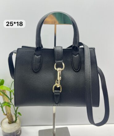 Bolsa Gucci Pequena com fecho Gancho